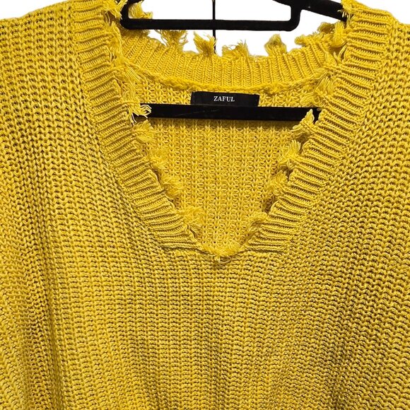 EUC ZAFUL BOLD MUSTARD YELLOW KNITTED CROPPED FRINGED HEM PULLOVER SWEATER OSFM - Picture 3 of 8